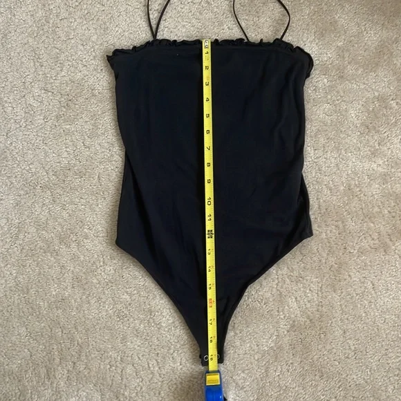 Abercrombie Ruffle Trim Bodysuit - Picture 4 of 4